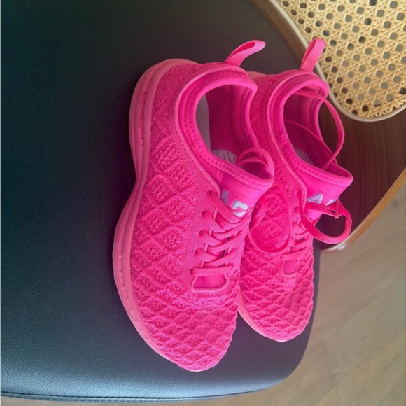 APL TechLoom Phantom Running Shoe - Picture 4 of 7